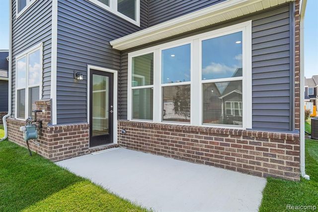 4054 Nottingham Circle, Clarkston, MI 48346