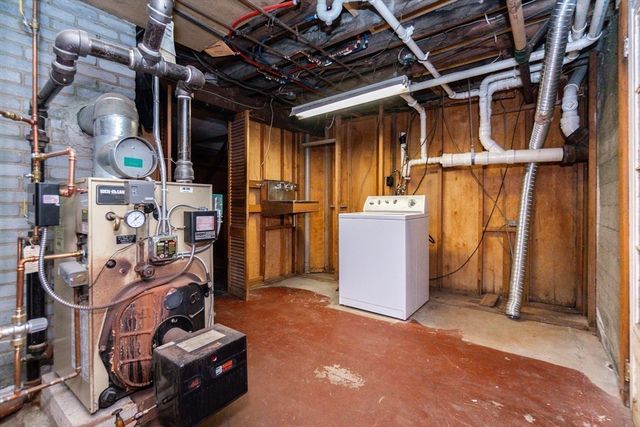 19 Homestead Rd, Lynnfield, MA 01940