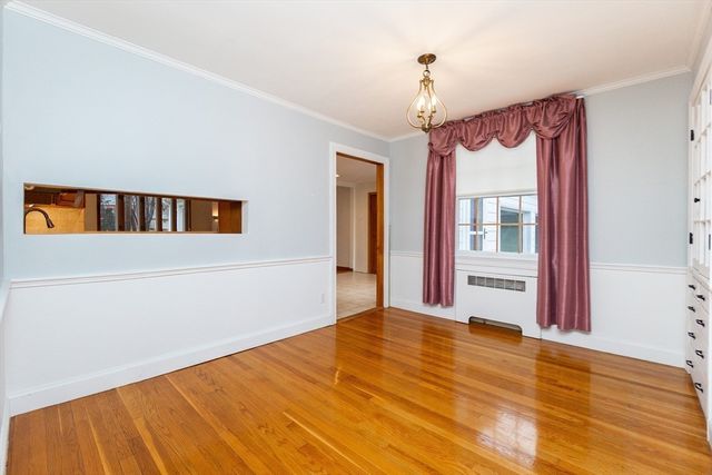 19 Homestead Rd, Lynnfield, MA 01940