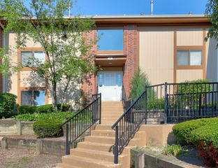 395 Wilmington Drive 103C, Bartlett, IL 60103