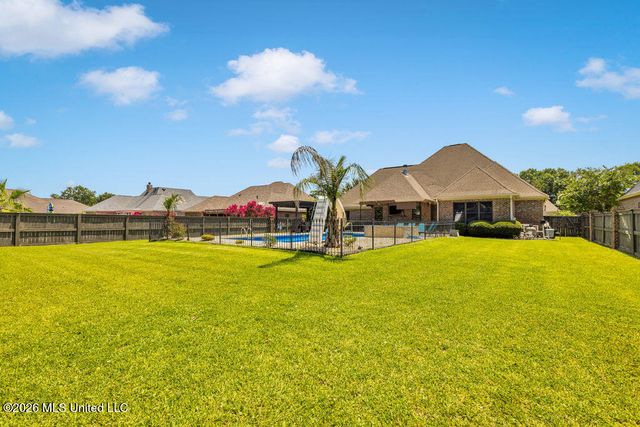 315 Goose Pointe Boulevard, Biloxi, MS 39531