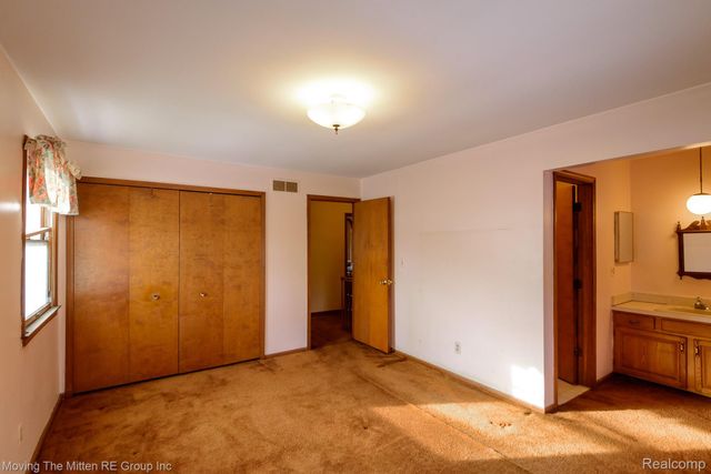 44017 Harmony Lane, Van Buren Charter Township, MI 48111