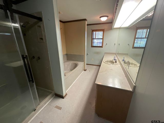 14970 FM 2015, Tyler, TX 75706