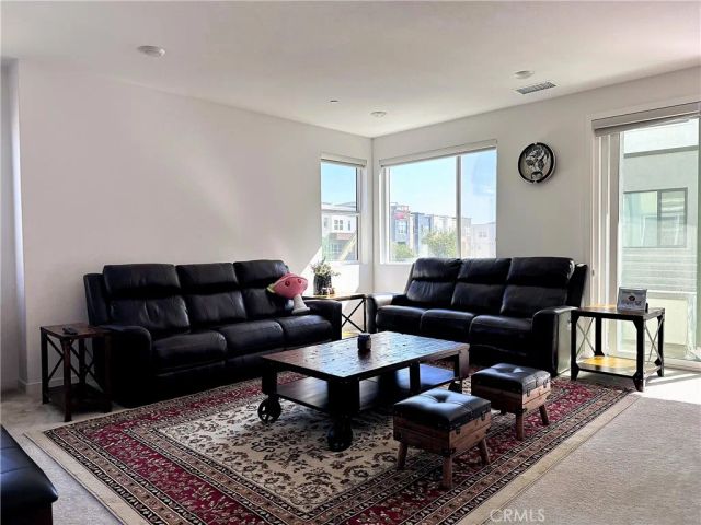 27007 Tanager, Valencia, CA 91381