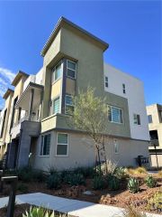 27007 Tanager, Valencia, CA 91381