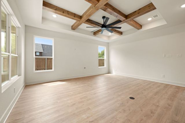 605 Mustang Trail, Granbury, TX 76049