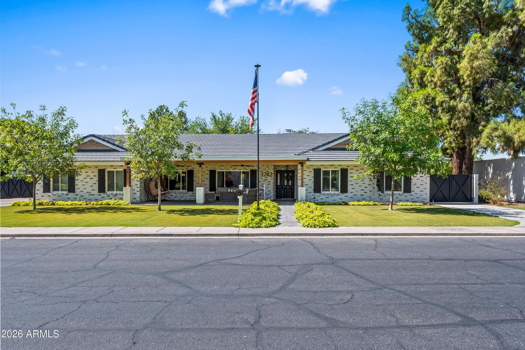 1743 E EVERGREEN Street, Mesa, AZ 85203