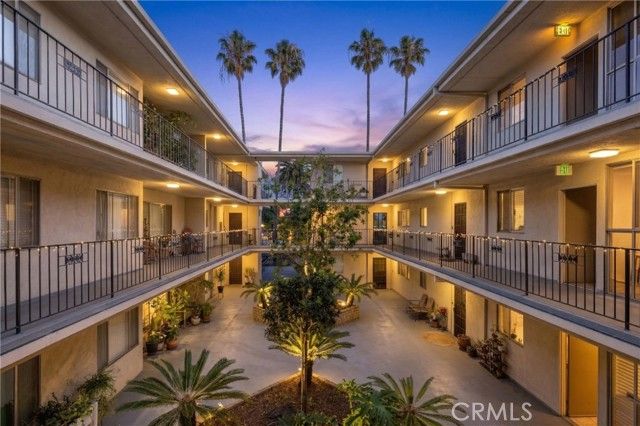 2772 E 2nd Street 2G, Long Beach, CA 90803