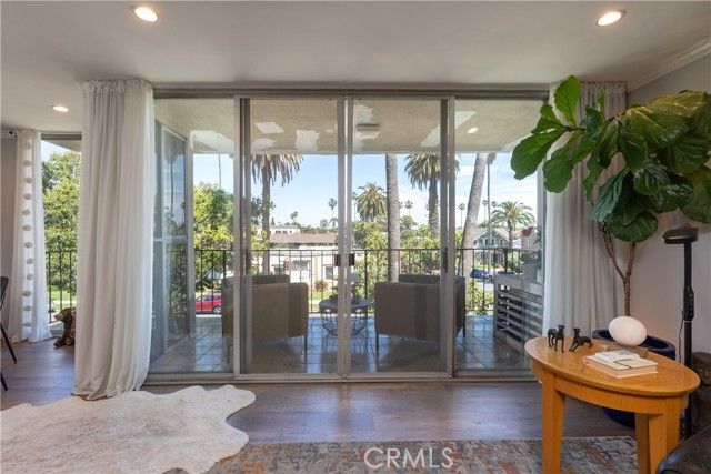 2772 E 2nd Street 2G, Long Beach, CA 90803