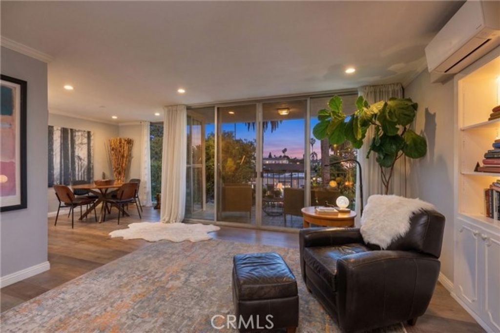 2772 E 2nd Street 2G, Long Beach, CA 90803