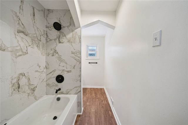 41 Norton Street, Mt Washington, PA 15211