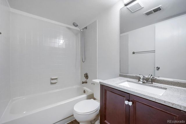 1470 S Quebec Way 129, Denver, CO 80231