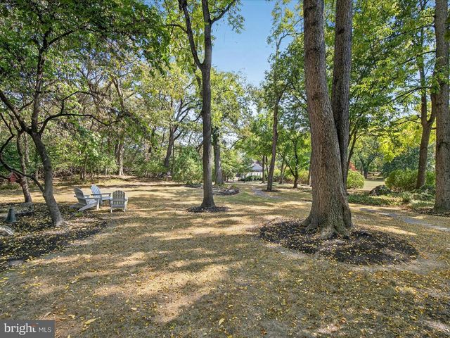 265 N OLD STONEHOUSE RD, Carlisle, PA 17015