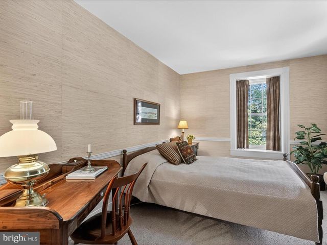 265 N OLD STONEHOUSE RD, Carlisle, PA 17015