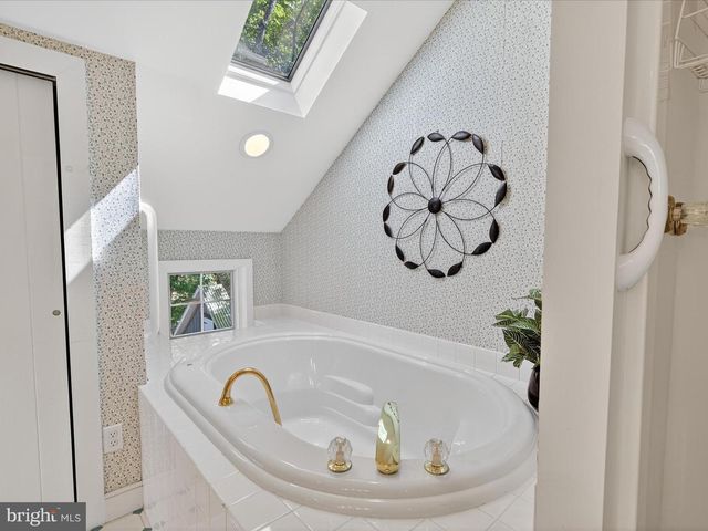 265 N OLD STONEHOUSE RD, Carlisle, PA 17015