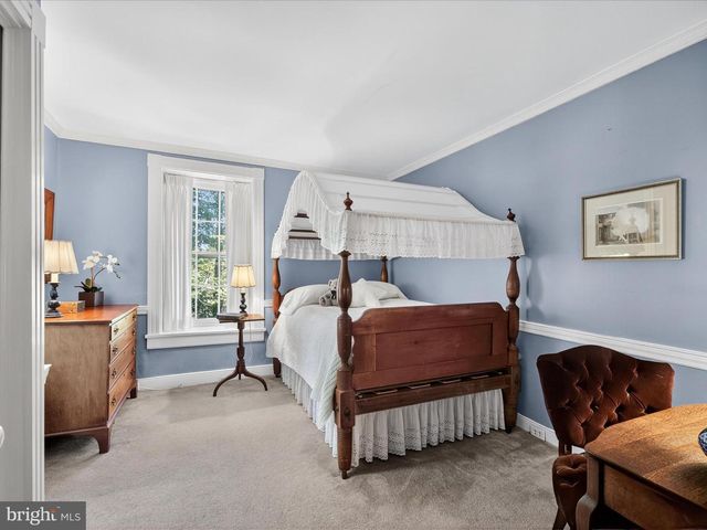 265 N OLD STONEHOUSE RD, Carlisle, PA 17015