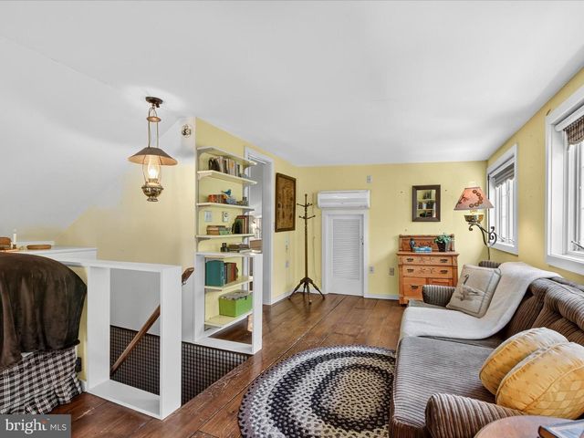 265 N OLD STONEHOUSE RD, Carlisle, PA 17015