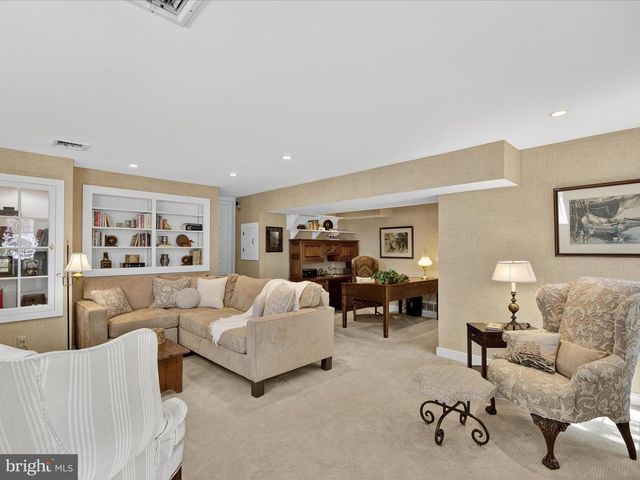 265 N OLD STONEHOUSE RD, Carlisle, PA 17015