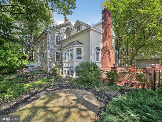 265 N OLD STONEHOUSE RD, Carlisle, PA 17015