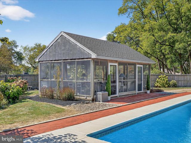 265 N OLD STONEHOUSE RD, Carlisle, PA 17015