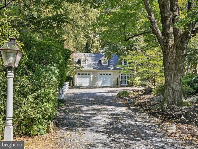 265 N OLD STONEHOUSE RD, Carlisle, PA 17015