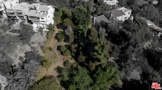 1579 LINDACREST Drive, Beverly Hills, CA 90210