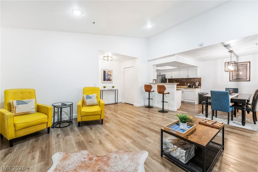 4200 South Valley View Boulevard 3040, Las Vegas, NV 89103 — photo 2