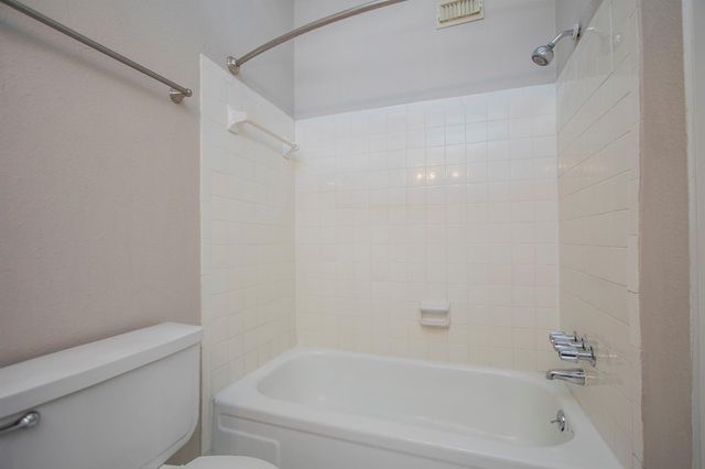 1420 Hawthorne 17, Houston, TX 77006