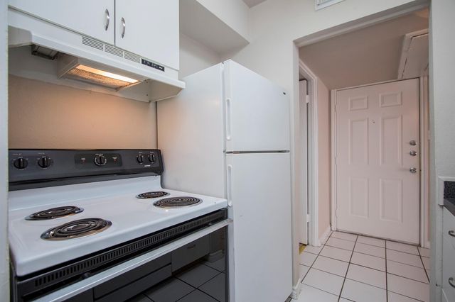 1420 Hawthorne 17, Houston, TX 77006