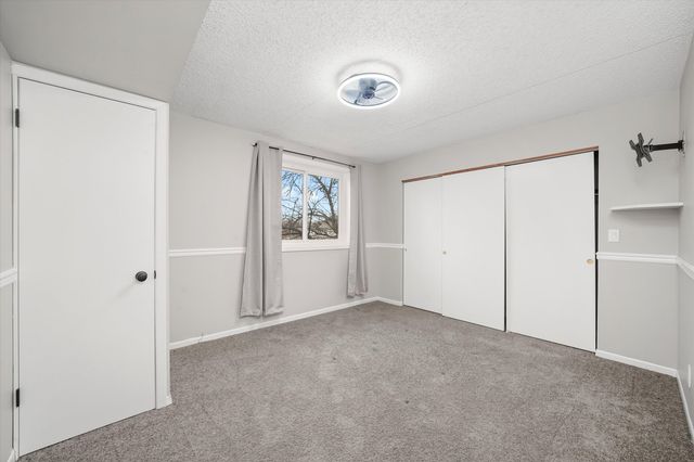 1500 ROCK RUN Drive 2D, Crest Hill, IL 60435