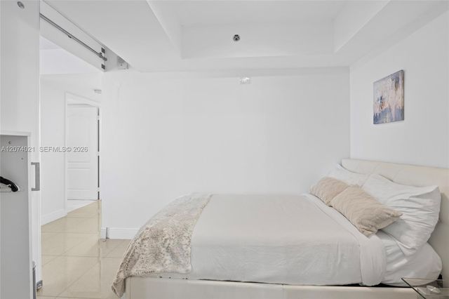 1200 Brickell Bay Drive 3701, Miami, FL 33131