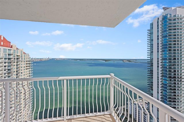 1200 Brickell Bay Drive 3701, Miami, FL 33131