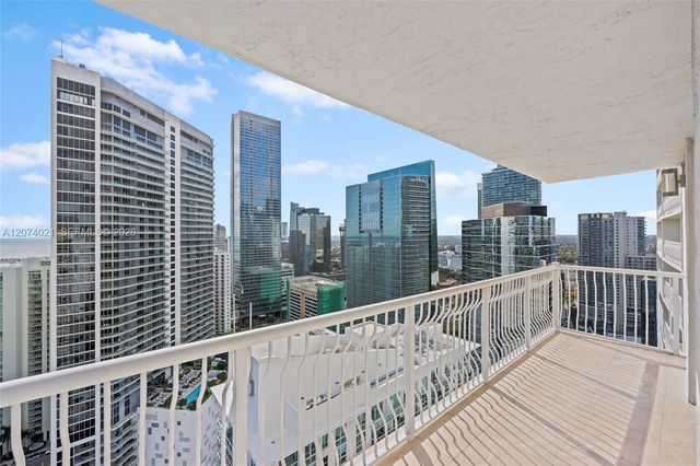 1200 Brickell Bay Drive 3701, Miami, FL 33131
