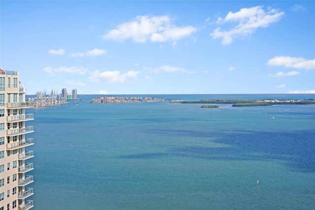 1200 Brickell Bay Drive 3701, Miami, FL 33131