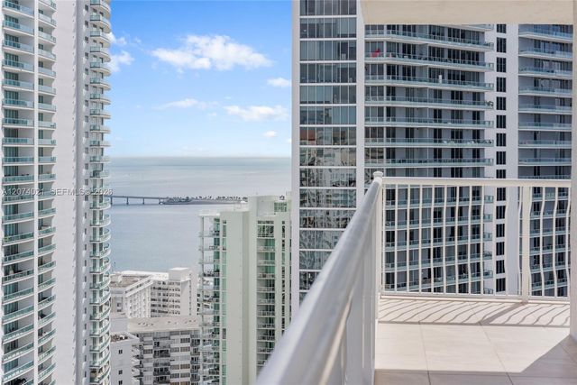1200 Brickell Bay Drive 3701, Miami, FL 33131