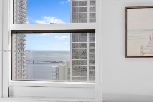 1200 Brickell Bay Drive 3701, Miami, FL 33131