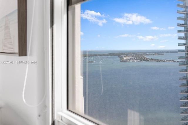 1200 Brickell Bay Drive 3701, Miami, FL 33131