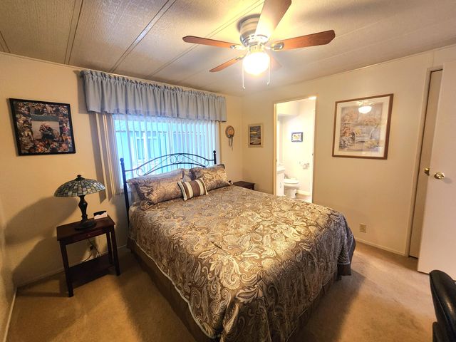 123 Waverly Drive, Grants Pass, OR 97526