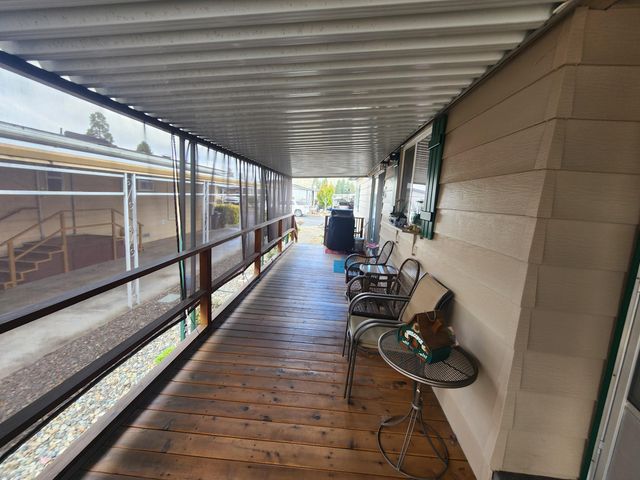 123 Waverly Drive, Grants Pass, OR 97526