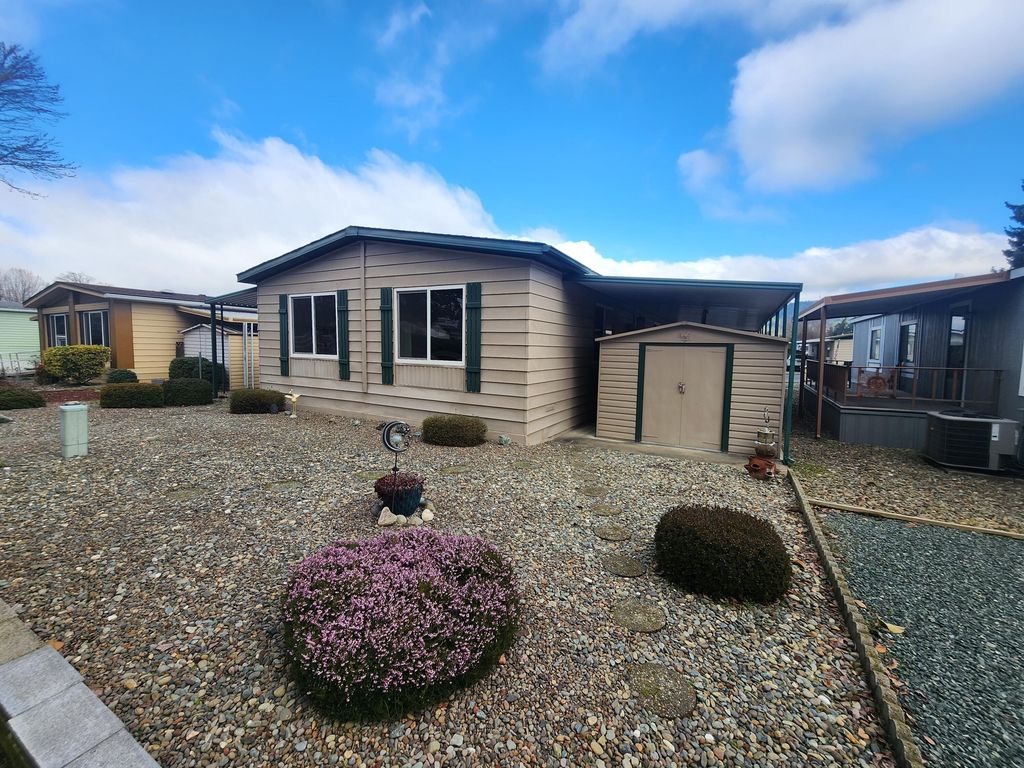 123 Waverly Drive, Grants Pass, OR 97526