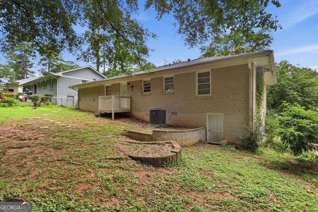 1068 Longshore Drive, Decatur, GA 30032