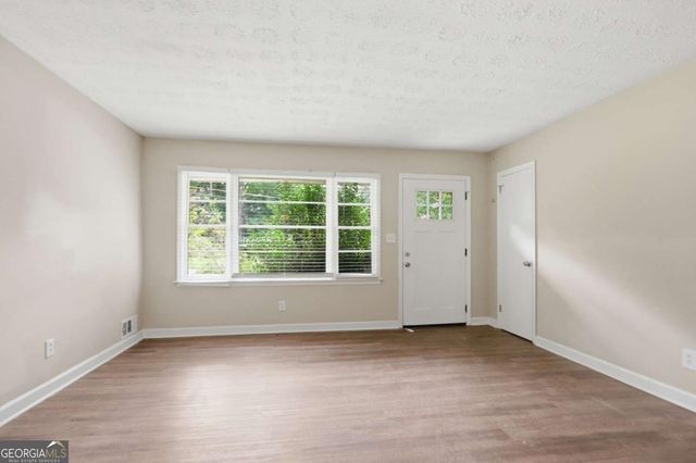 1068 Longshore Drive, Decatur, GA 30032