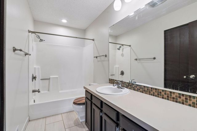 9357 Ranchview Lane N, Maple Grove, MN 55369