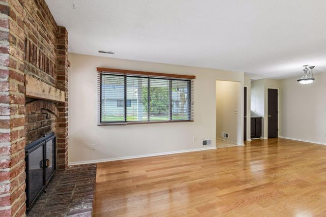 9357 Ranchview Lane N, Maple Grove, MN 55369
