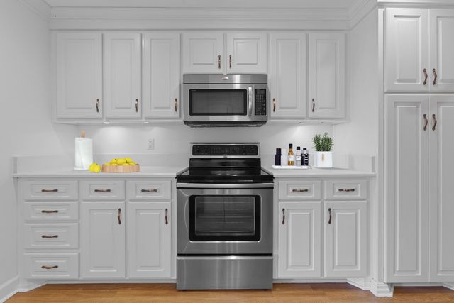 5806 Edinburgh Drive, Hanahan, SC 29410