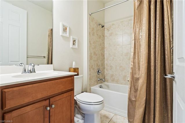 28066 Pisces LN, Bonita Springs, FL 34135