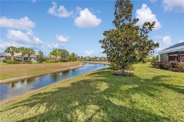 28066 Pisces LN, Bonita Springs, FL 34135