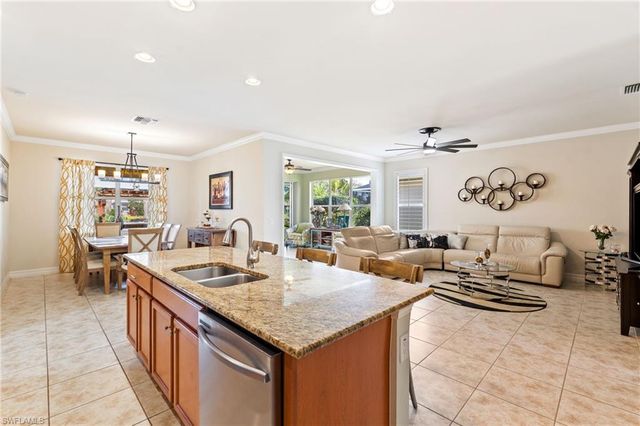 28066 Pisces LN, Bonita Springs, FL 34135