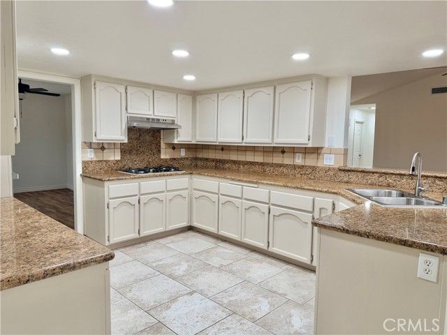 14840 Pamlico Road, Apple Valley, CA 92307