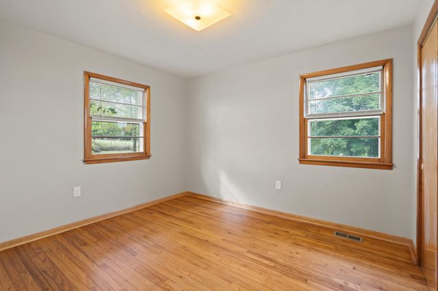 401 S HARRIS ST, Harrisburg, MO 65256